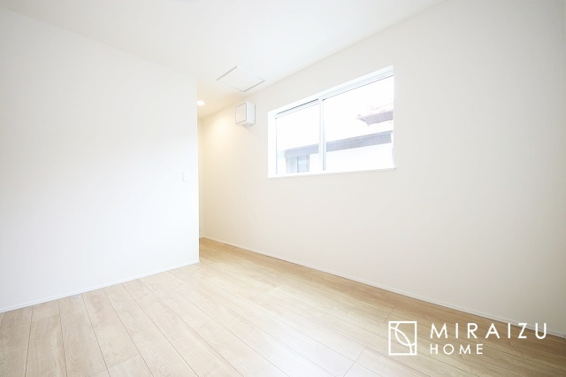 【洋室】 | 建物完成につき、実際のお部屋をごゆっくりご見学いただけます。お休みの日にご家族で見学はいかがでしょう。