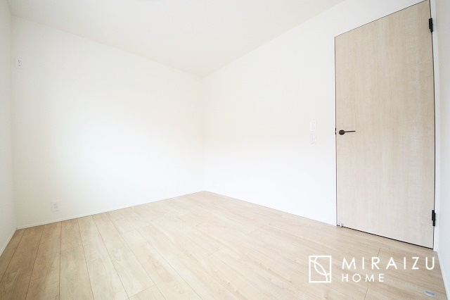 【子供部屋】 | プライバシー性と開放感を高める住環境。陽当たりの良い開かれたロケーションを活かし、心地よい暮らしをプランニング