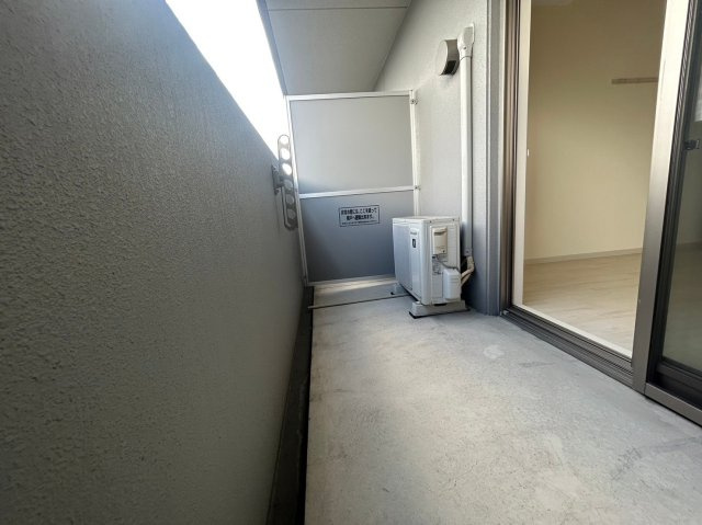 メイプル岩塚本通　名古屋市賃貸　仲介手数料無料のバルコニー