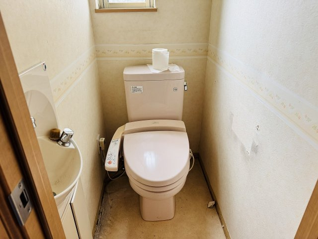 八王子市　片倉町　中古戸建て（5LDK）のトイレ|～1・2階トイレ新規交換予定～