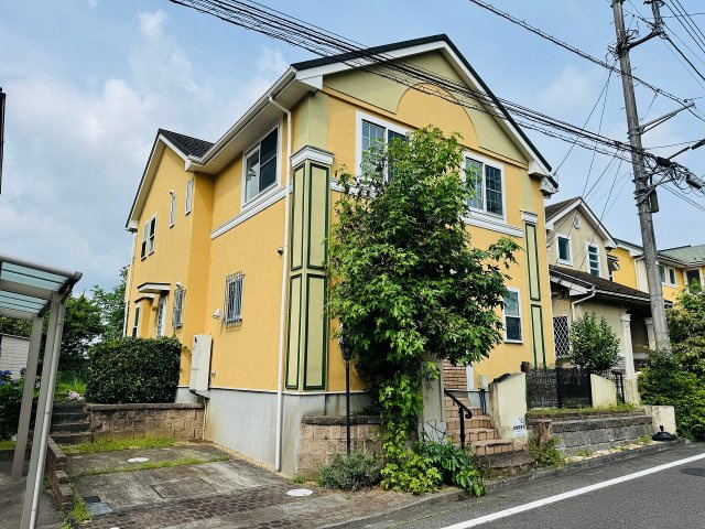 八王子市　片倉町　中古戸建て（5LDK）の外観|～片倉駅徒歩14分　内装リフォーム中　ゆとりのある5LDK住宅～