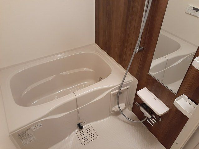 グランツ大口の浴室