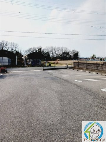 メゾンＨ．Ｋ．Ⅲの駐車場