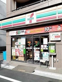 プラシードの周辺