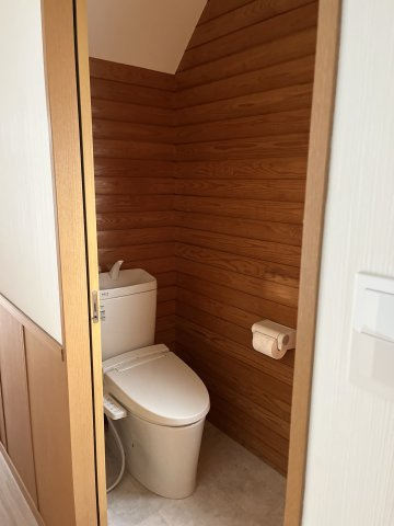 中吉田　売戸建て中古住宅のトイレ|1Ｆと2Ｆに2つトイレ