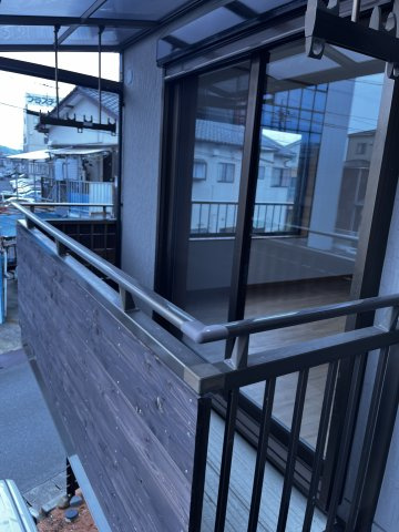 中吉田　売戸建て中古住宅のバルコニー