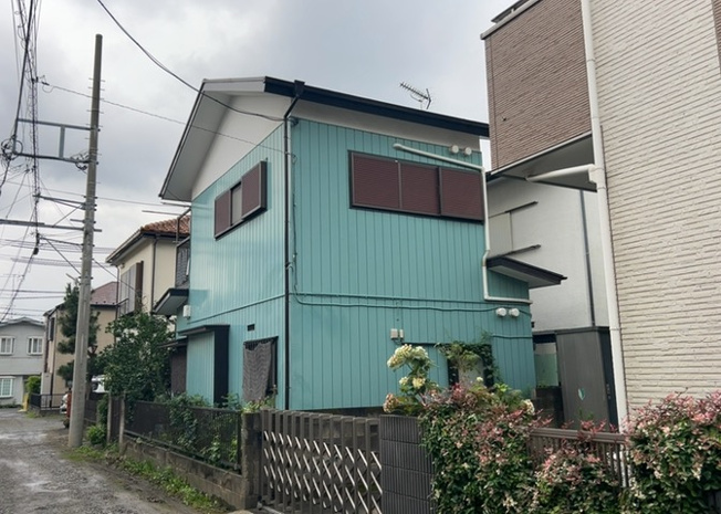 【外観】 | 土地購入を検討されている場合、境界杭がない状態で購入してしまうと境界確定測量をする必要があり、費用がかかります。購入の前に、売主、隣土地所有者立ち合いのもと境界を確定し境界杭を設置するのがベストです。