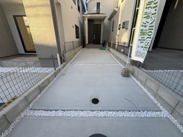 南風原町新川（全3棟）ラストC号棟の駐車場|C号棟　駐車2台可♪