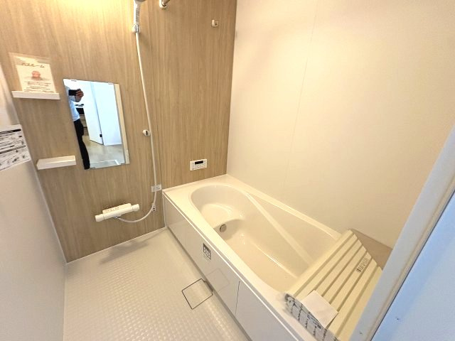 【内装】 | 福岡市博多区月隈6丁目1期　2号棟（全2棟）【仲介手数料無料・0円】 | 施工例。浴室です。施工例は完成時と異なる場合があります。