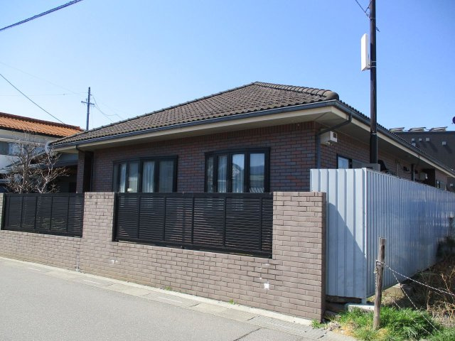 塩尻市大門七番町　中古住宅の外観