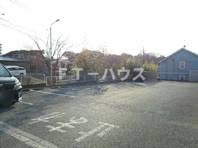ルメール藤原Ⅱ番館の駐車場|駐車場