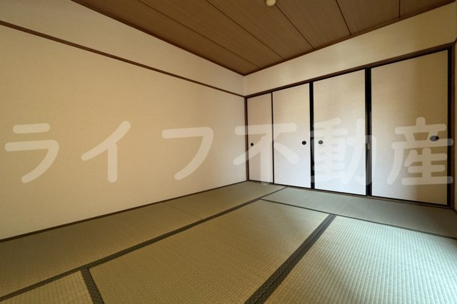 レジデンス清の和室|和室、ちょっとしたくつろぎスペースにいかがでしょうか