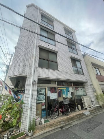 775番海老園のバルコニー