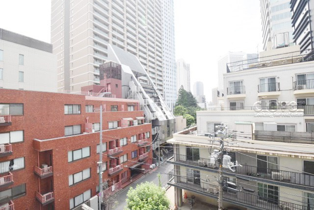 【展望】 | クラッシィスイート赤坂 | バルコニーからの景色です～即日のご見学可能～　お問合せはお気軽にどうぞ。
