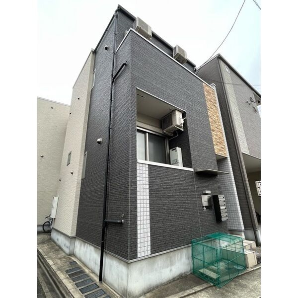 本陣テラス　名古屋市賃貸　仲介手数料無料のエントランス