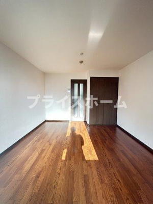 【居間・リビング】 | 初期費用おおよそ50,000円です!アーバンコート大濠西
