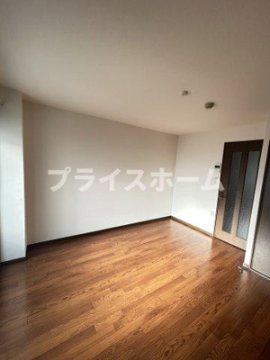 【居間・リビング】 | 初期費用おおよそ50,000円です!アーバンコート大濠西
