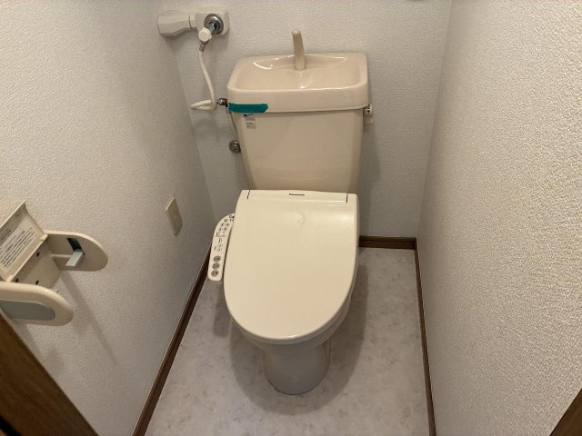 【トイレ】ゼルコバ上杉 