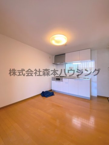 【居間・リビング】 | 　グランドハイツ2番館 | きれいな居間です