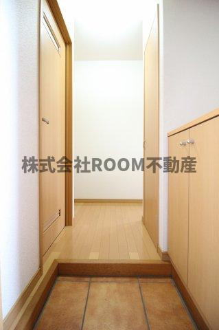 アヴァンセ宮丸の玄関