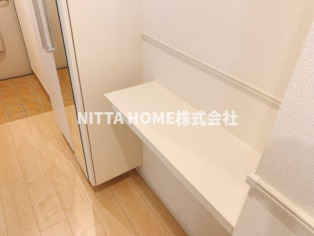 オーブ　コリーヌの収納|飾り棚は使い方は無限大☆彡