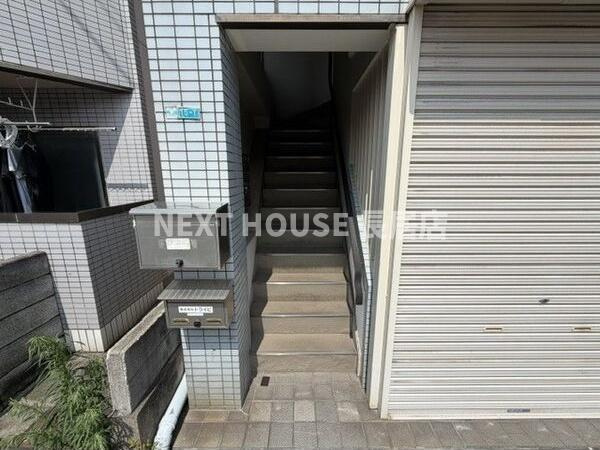 レジェル住之江の玄関