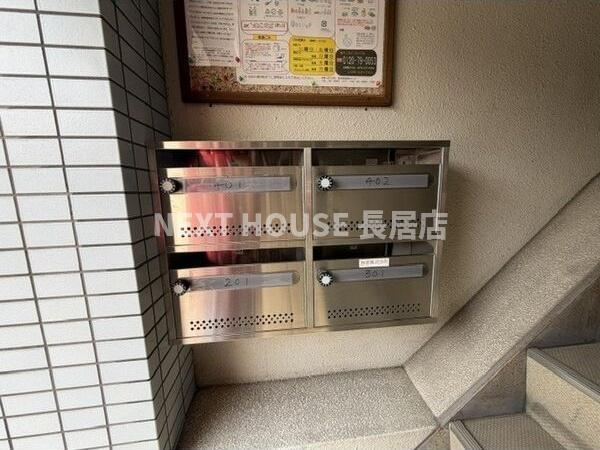 レジェル住之江の玄関