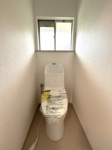 あしび野住宅のトイレ|温水洗浄便座新設