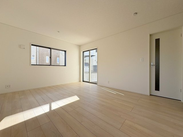 三郷市戸ケ崎1丁目　新築戸建　全1棟の居間・リビング|同施工会社の参考写真になります。