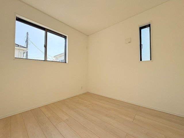 三郷市戸ケ崎1丁目　新築戸建　全1棟の洋室|同施工会社の参考写真になります。