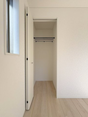 三郷市戸ケ崎1丁目　新築戸建　全1棟の収納|同施工会社の参考写真になります。