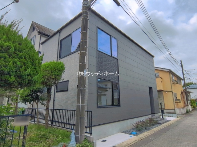 越谷市大林　新築一戸建ての外観
