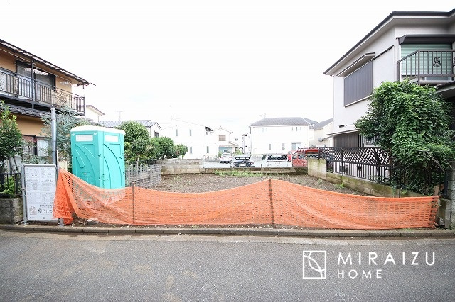 【外観】 | 居心地の良さそうなリラックスできる空間。独立性のある建物ですので、ご自分の時間を大切にしたご家族様にぴったりです！