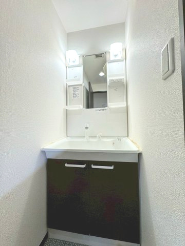 TMマンションの独立洗面台