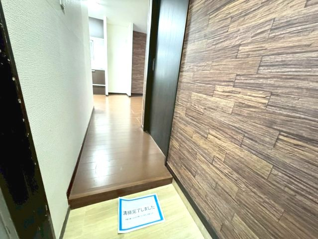 TMマンションの玄関