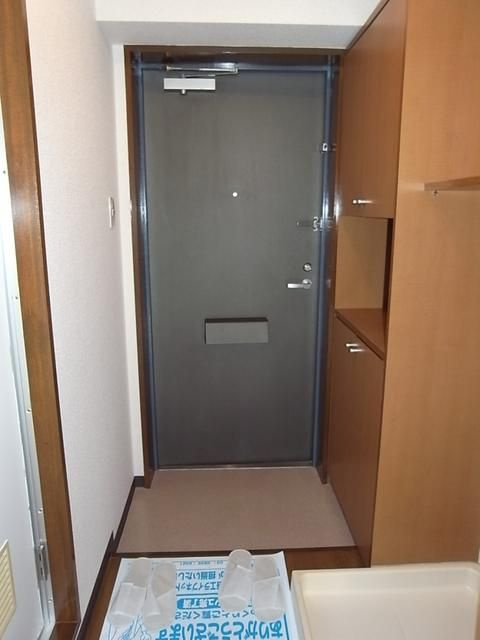 シュテルン和光の玄関