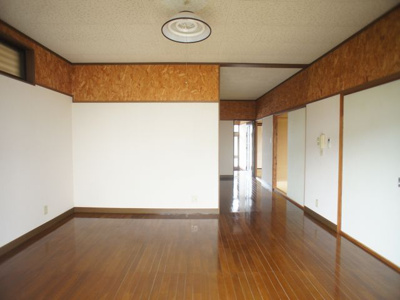 【居間・リビング】 | 鳥居跡町室田貸家