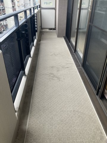 ビューネ沼津高島町のバルコニー