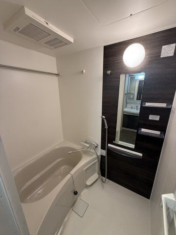 Louis Residence 弁天町の浴室