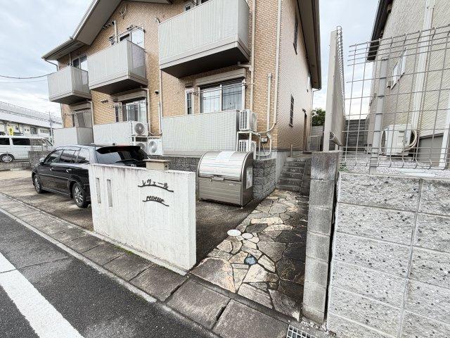 レヴェールのエントランス