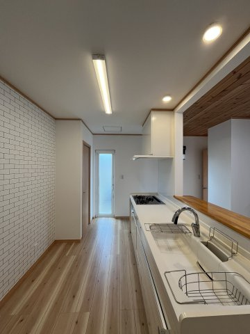 名取市愛島台のキッチン