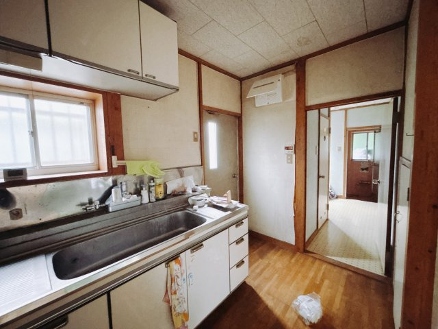 【中古戸建】前橋市下大島町のキッチン|■キッチン｜ひろーいキッチンになります。毎日のお料理も安心です♪