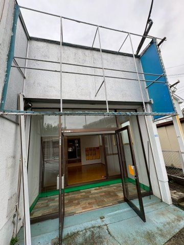 綾瀬市上土棚中６丁目の店舗事務所の外観