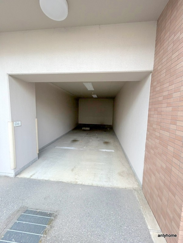 アレルヤ　仲介手数料無料の駐車場