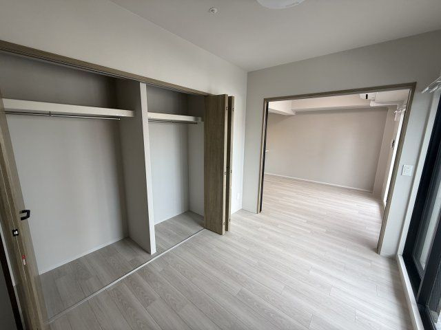 Louis Residence 弁天町の洋室