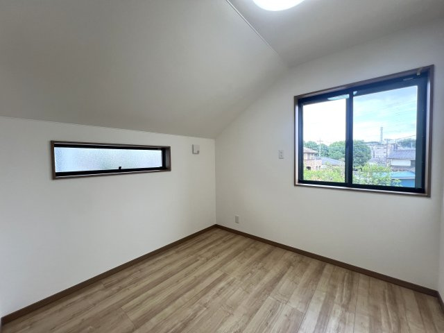 ⌂全10棟の分譲住宅⌂土地は全て50坪超で広々カースペースとお庭付き◎なんてＧＯＯＤな【都筑区東山田4丁目新築戸建】のバルコニー|落ち着いた時間を過ごせるバルコニーです