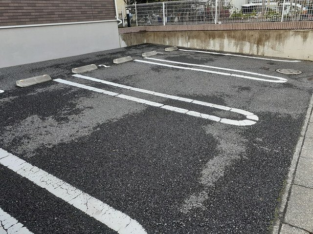 リベラル　ファミリアの駐車場|駐車場です