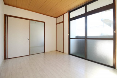 【洋室】 | コーポみあき | スタンダードな洋室です