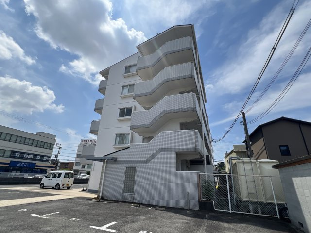 ラ・バレーヌ辻井の外観