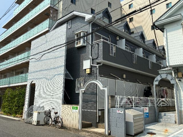 メゾンローゼE